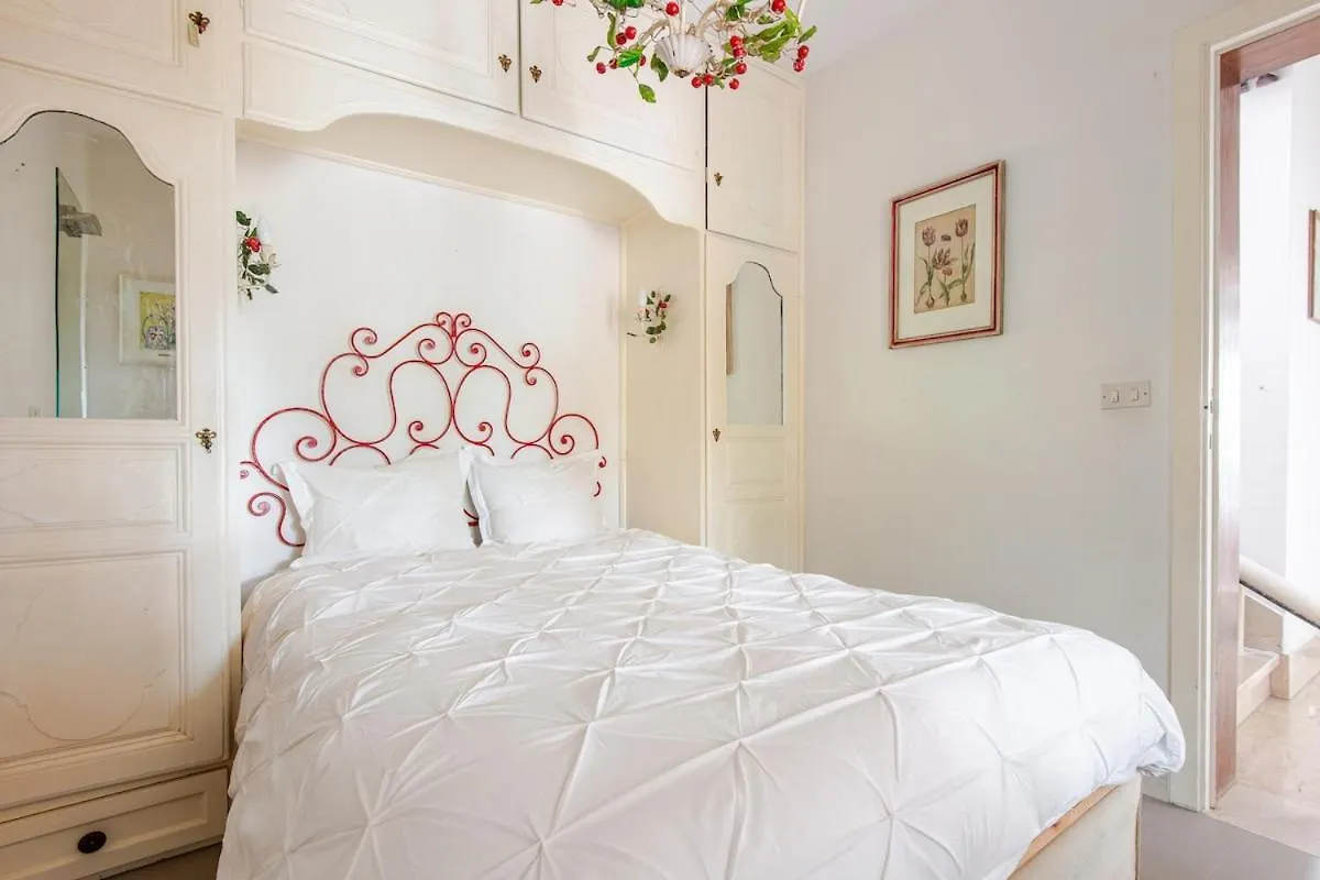 Luxury Villa Olivia With Piscina And Sea View Camaiore