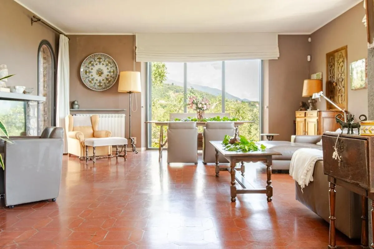 Luxury Villa Olivia With Piscina And Sea View Camaiore