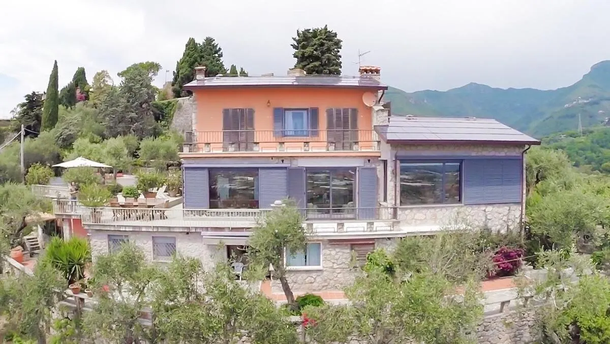 Luxury Villa Olivia With Piscina And Sea View Camaiore